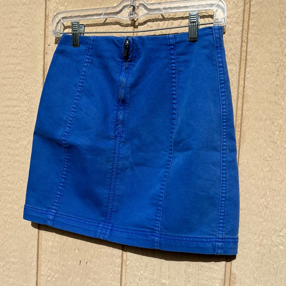 Free people mini skirt blue size 4 bodycon
